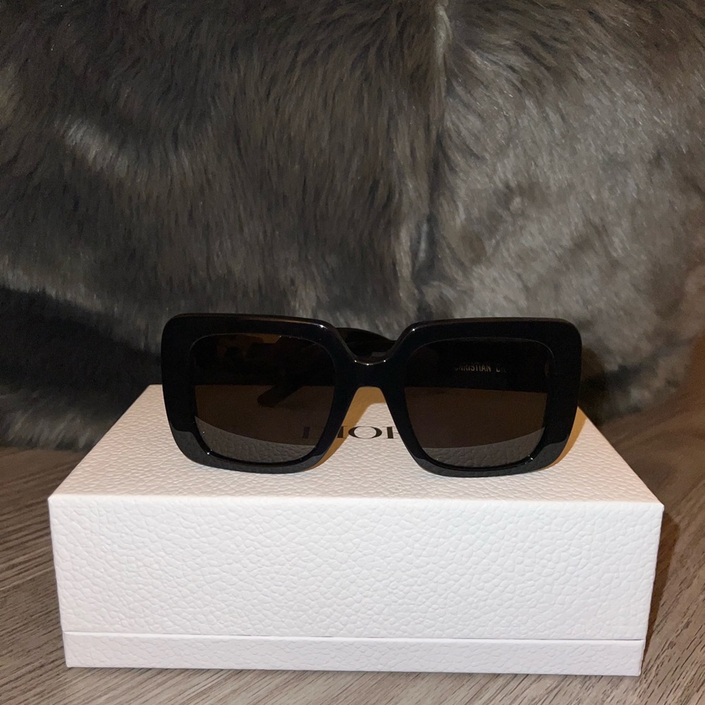 Dior Sunglasses - Black